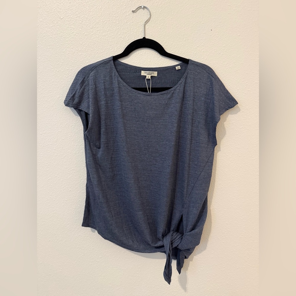 Indigo blue tie t-shirt